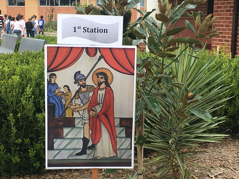 2019StationsOfTheCross2