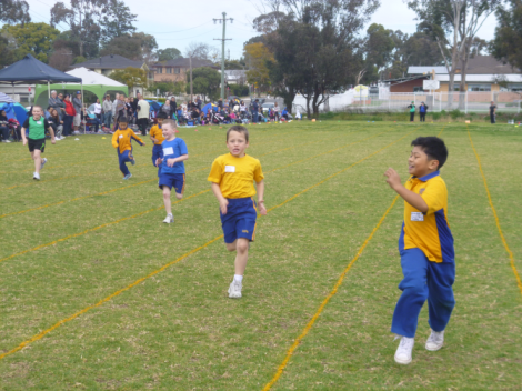 St Andrew's Primary students competing in running race
